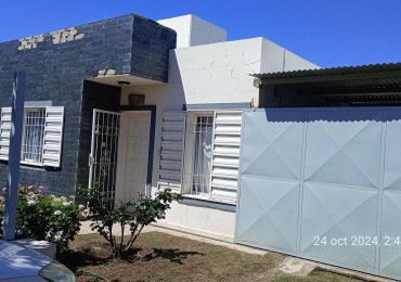 CASA EN VENTA EN LA PUNTA BARRIO 600 VIV. 