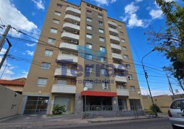 DEPARTAMENTO EN EDIFICIO BOUSSY 